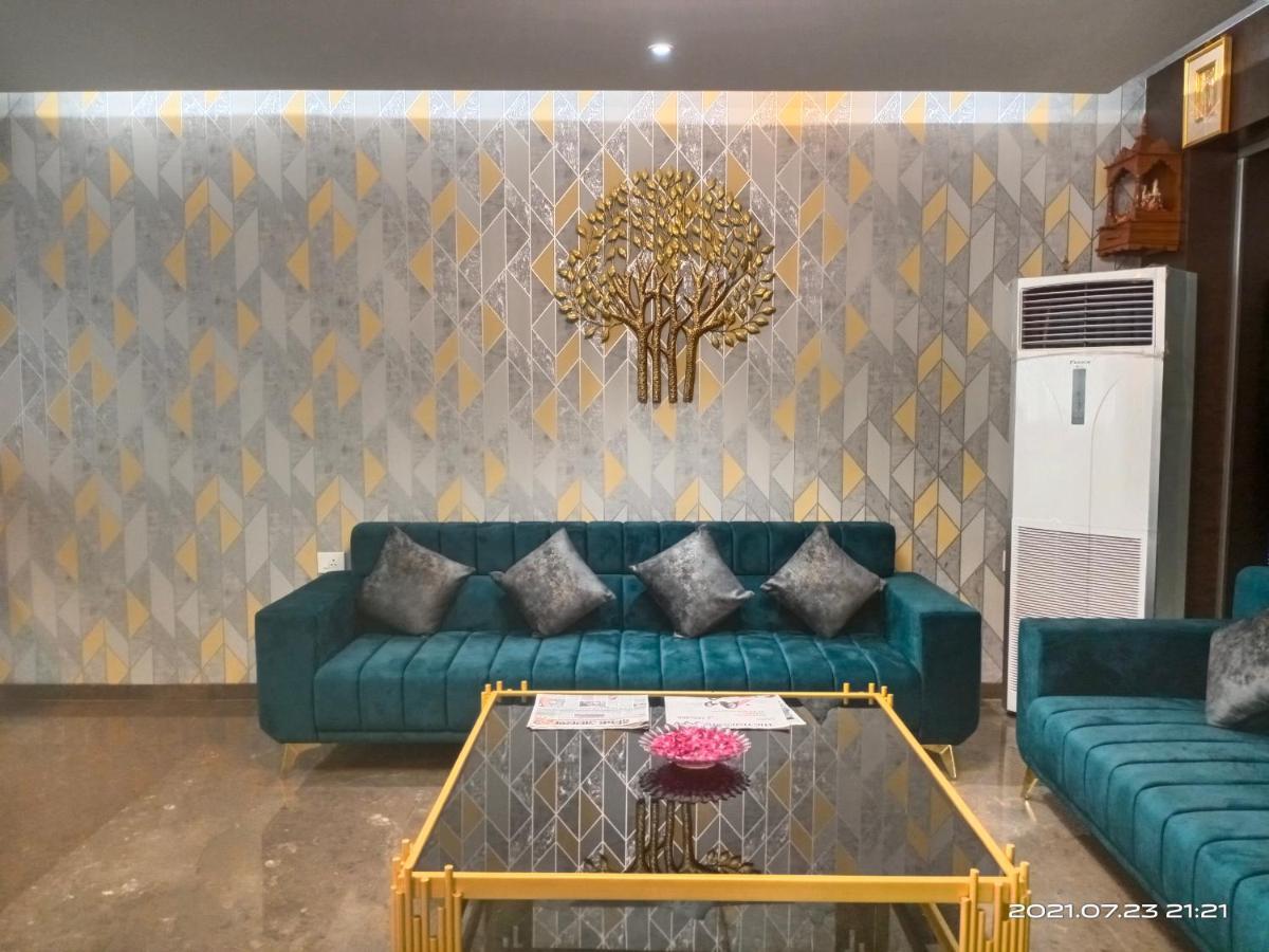 Hotel Royal Livin Varanasi Esterno foto