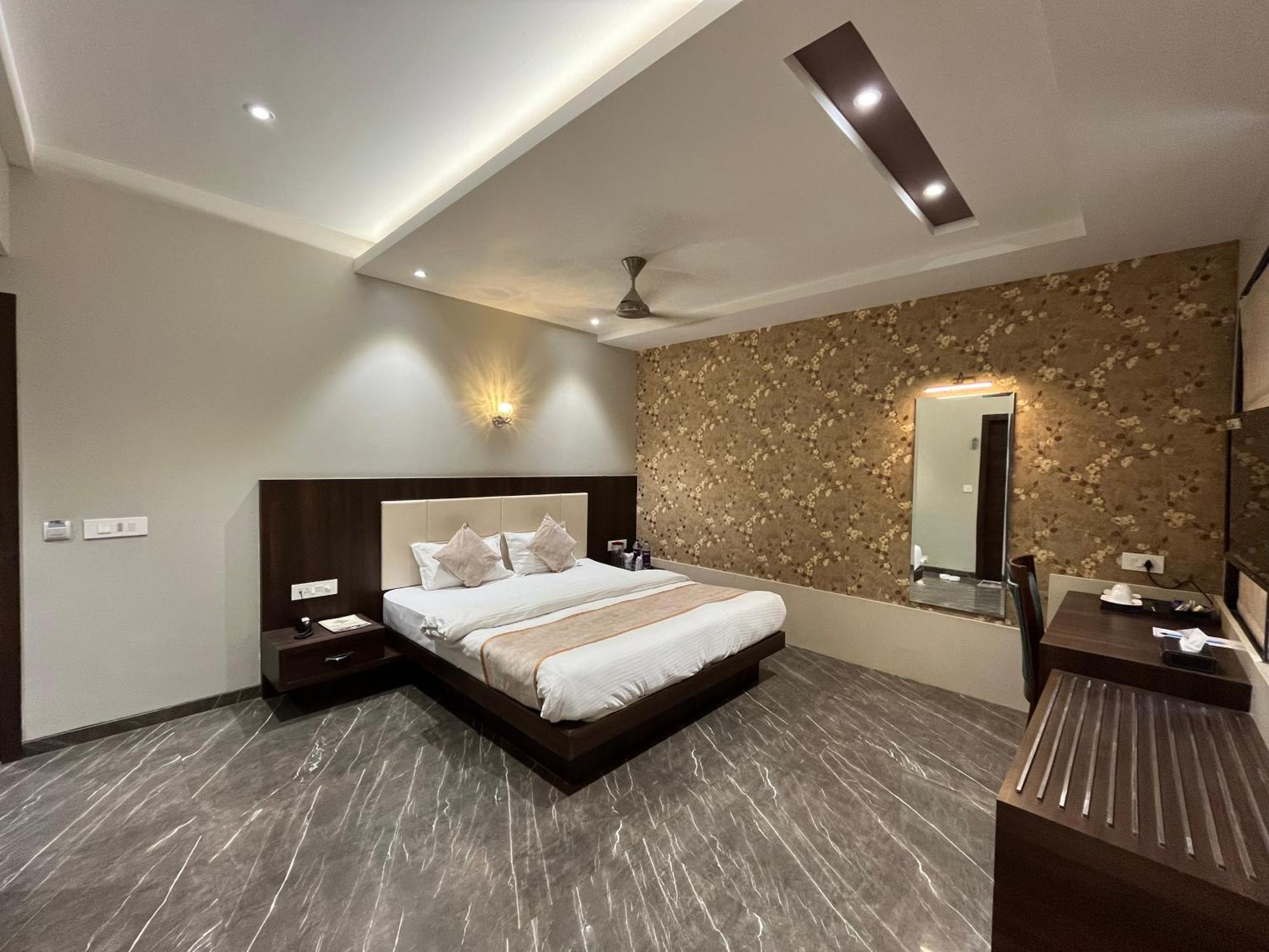 Hotel Royal Livin Varanasi Esterno foto